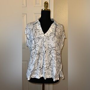Cynthia Rowley White Linen V-Neck T-Shirt Size L Black Floral Print Short Sleeve
